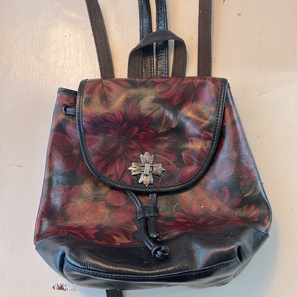 Patricia Nash Handbags - Patricia Nash English Seluci English Rustic Mums Backpack Blk/Burgundy